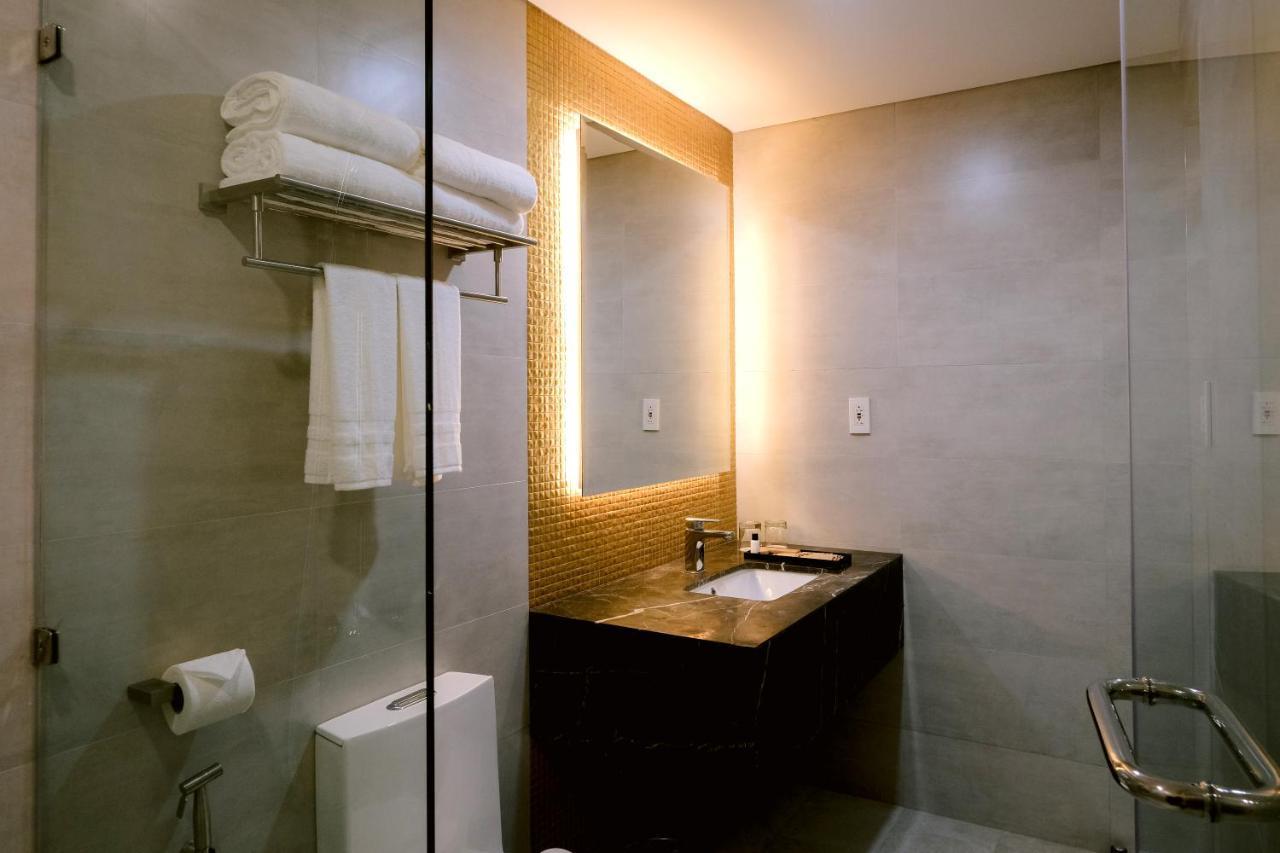 Goldberry Suites And Hotel Cebu Stadt Exterior foto
